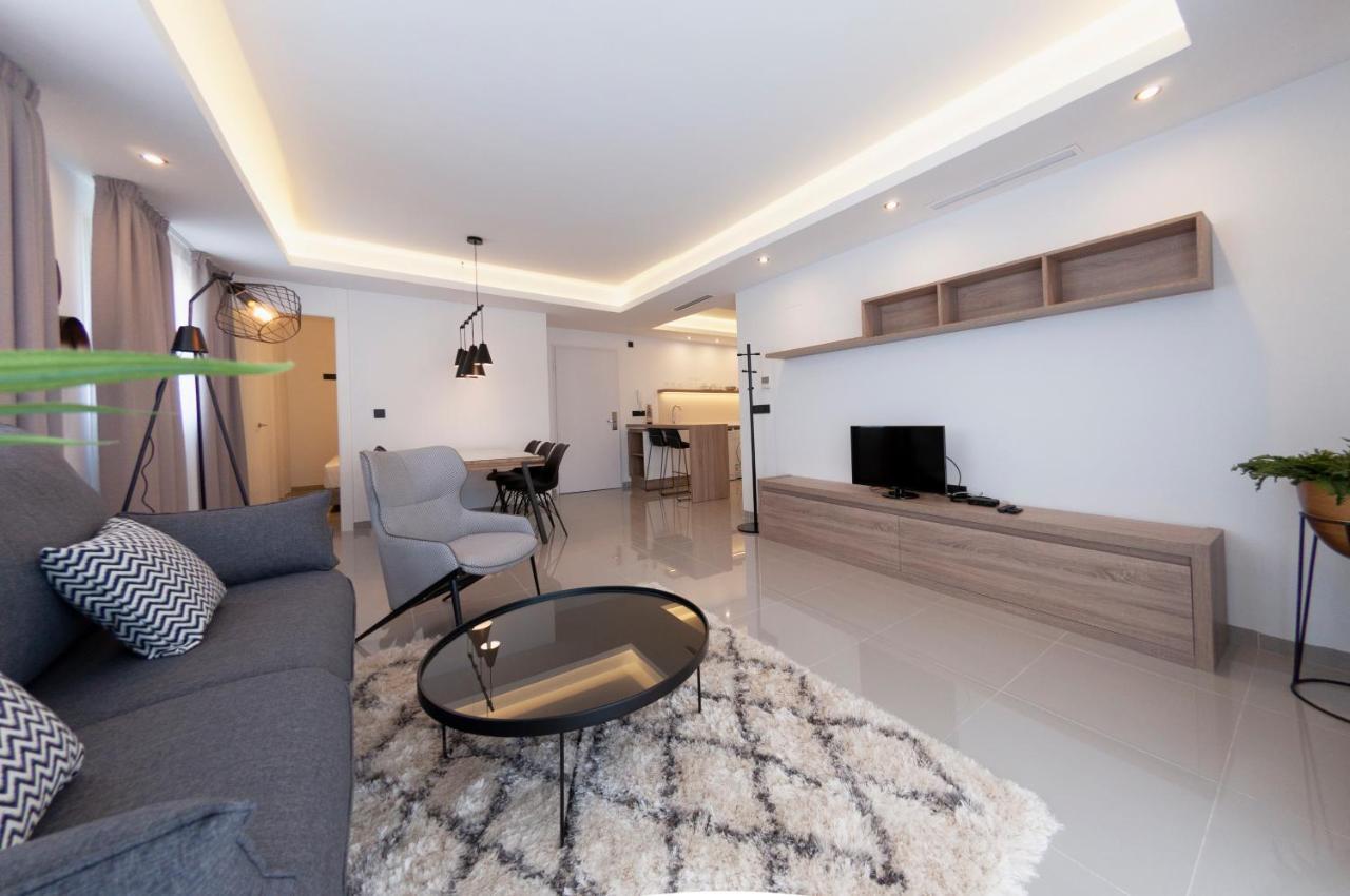 Apartamentos La Laguna I Luxury Apartments Гвардамар-дель-Сегура Экстерьер фото
